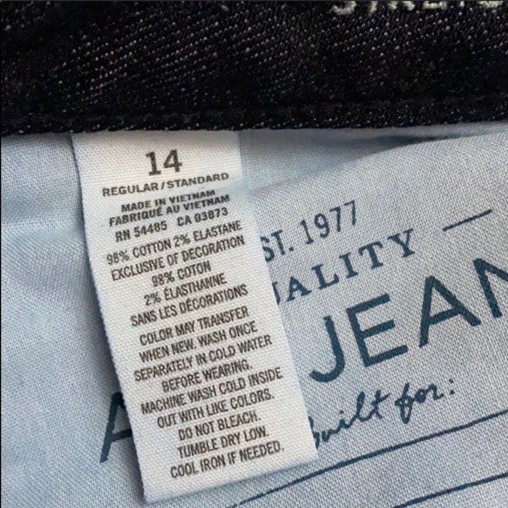 American Eagle 🦅 Artist crop jeans
